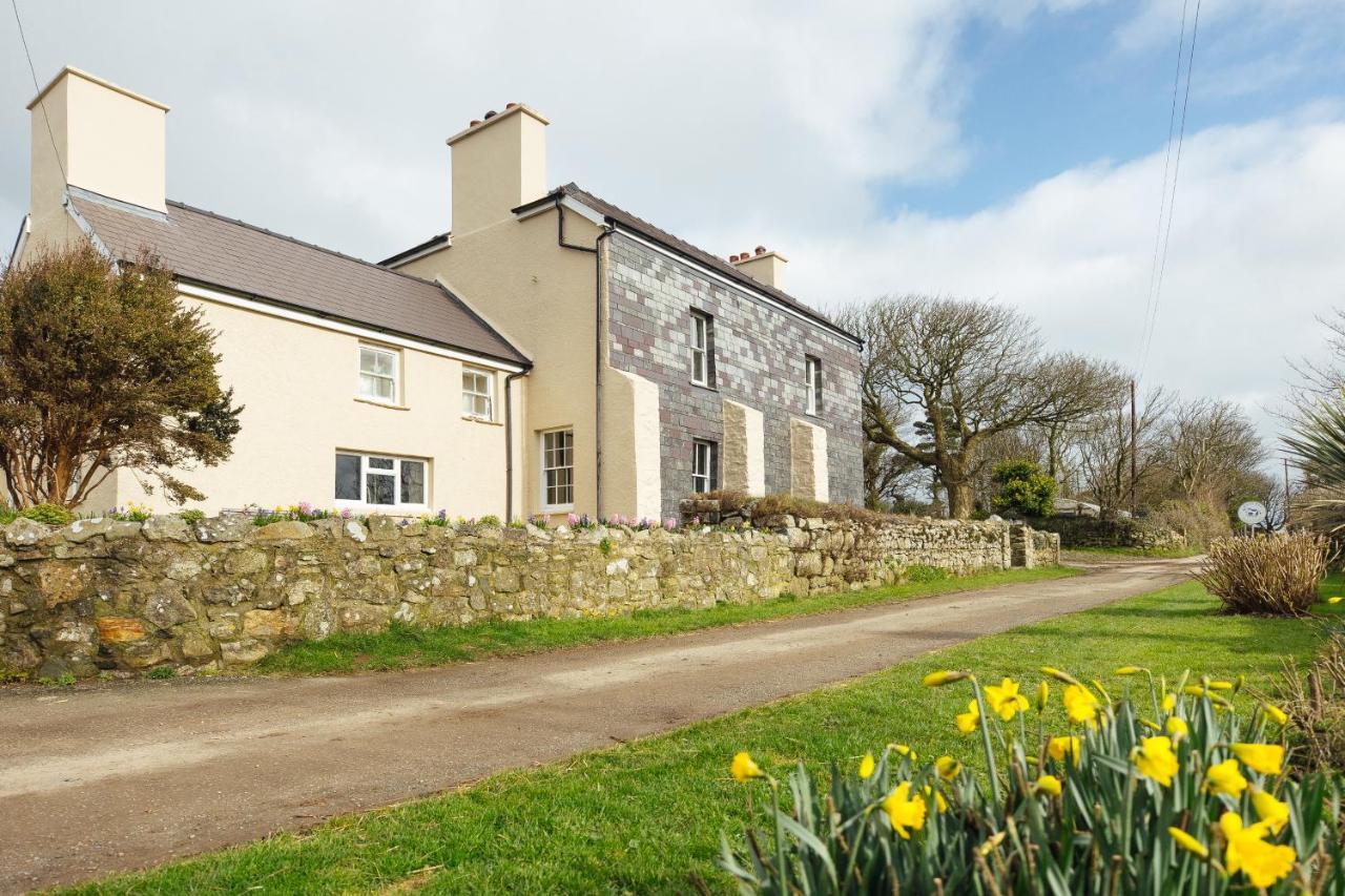 Penrhiw Farm B & B Goodwick 外观 照片