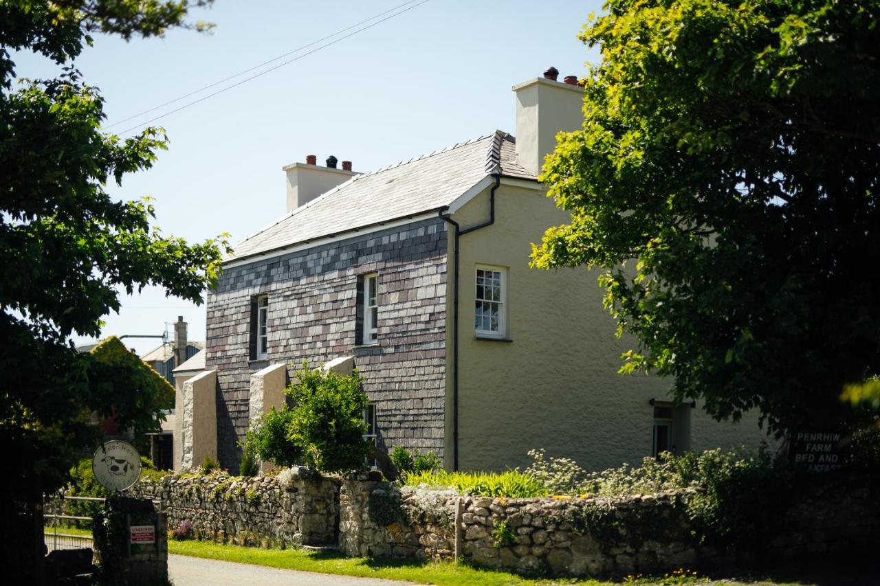 Penrhiw Farm B & B Goodwick 外观 照片